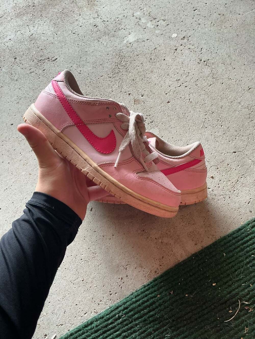 Nike Dunk Low Pink Trainers PS Size 2Y